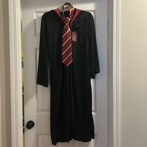 Harry Potter Gryffindor Robe & Necktie Costume